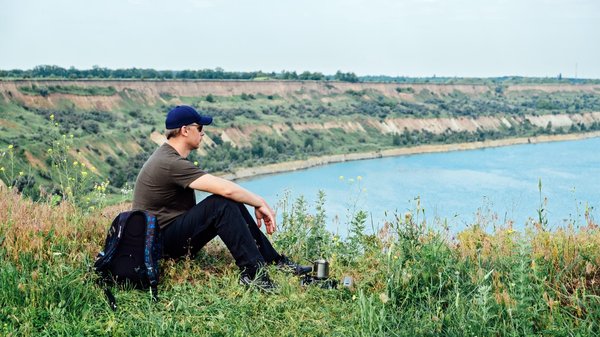 Quelle est la manière la plus durable de visiter les îles Galápagos en préservant leur fragile écosystème?